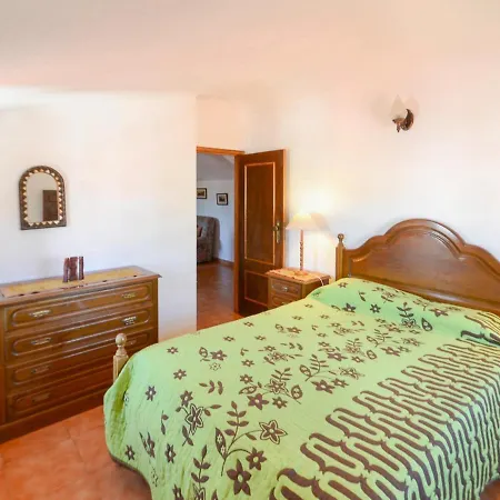 Vau Sleeps 13 With Pool And Wifi Вилла
