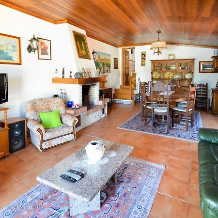 Вилла Vau Sleeps 13 With Pool And Wifi Вау